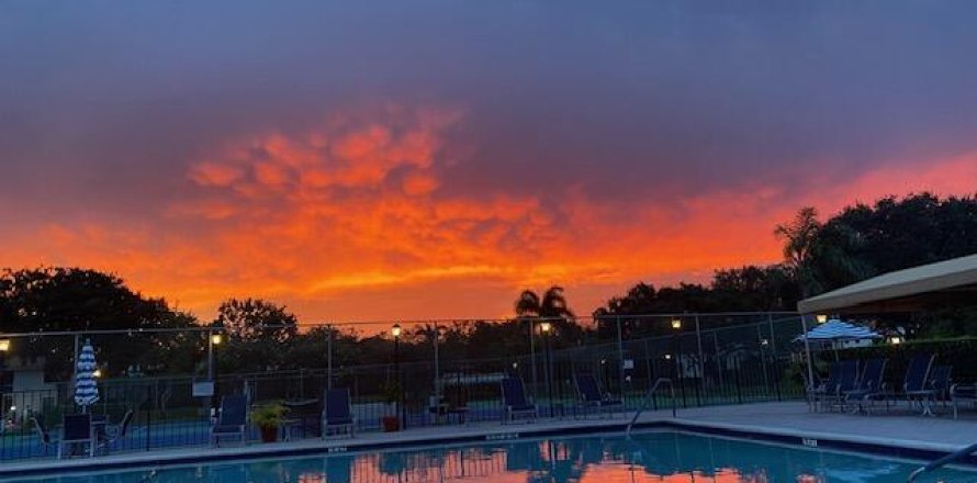 Condominio en Boynton Beach, Florida, 2 dormitorios № 945623