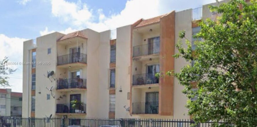 Condo à Miami, Floride, 2 chambres № 1930528