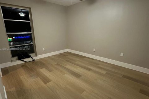 Copropriété à vendre à Miami, Floride: 2 chambres, 65.59 m2 № 1930528 - photo 20