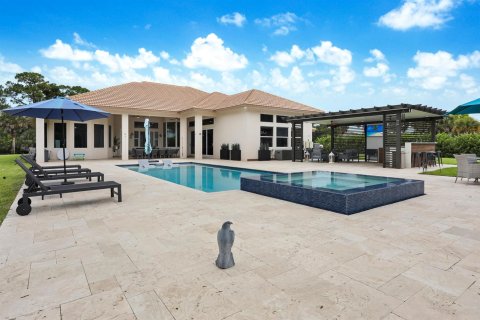 House in West Palm Beach, Florida 4 bedrooms, 389.35 sq.m. № 2247598 - photo 28