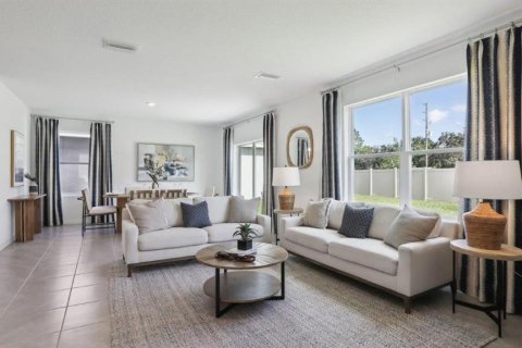 House in BERRY BAY in Wimauma, Florida 4 bedrooms, 214.14 sq.m. № 1547202 - photo 9