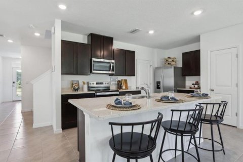 House in BERRY BAY in Wimauma, Florida 4 bedrooms, 214.14 sq.m. № 1547202 - photo 5