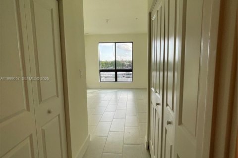 Copropriété à vendre à Doral, Floride: 3 chambres, 104.42 m2 № 2060722 - photo 16