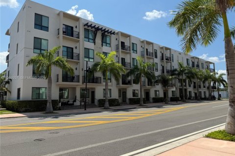 Condo à Doral, Floride, 3 chambres  № 2060722