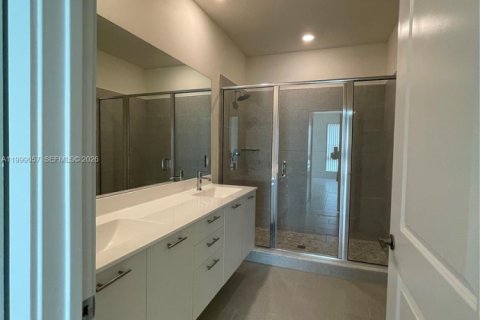 Copropriété à vendre à Doral, Floride: 3 chambres, 104.42 m2 № 2060722 - photo 18