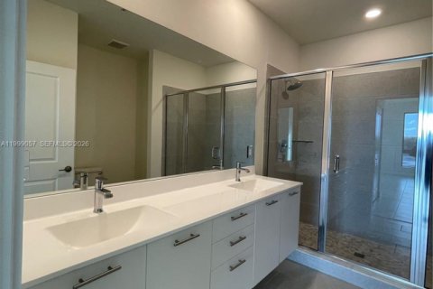 Copropriété à vendre à Doral, Floride: 3 chambres, 104.42 m2 № 2060722 - photo 19