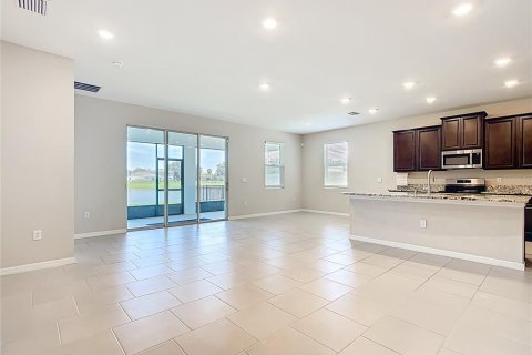 House in Plant City, Florida 4 bedrooms, 189.06 sq.m. № 1827019 - photo 16