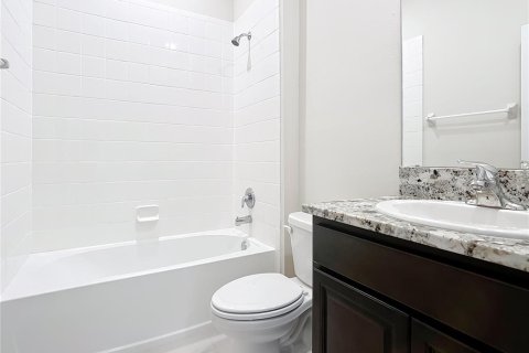 House in Plant City, Florida 4 bedrooms, 189.06 sq.m. № 1827019 - photo 24
