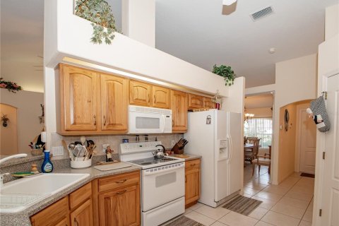 House in Palm Coast, Florida 3 bedrooms, 217.95 sq.m. № 1744594 - photo 13
