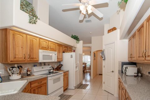 House in Palm Coast, Florida 3 bedrooms, 217.95 sq.m. № 1744594 - photo 12