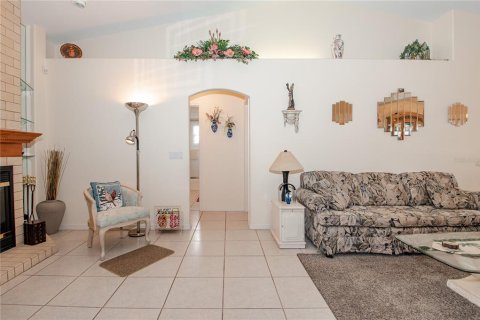 House in Palm Coast, Florida 3 bedrooms, 217.95 sq.m. № 1744594 - photo 20