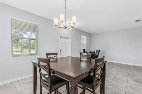 Adosado en venta en Winter Garden, Florida, 3 dormitorios, 159.51 m2 № 1757984 - foto 12