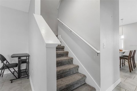 Adosado en venta en Winter Garden, Florida, 3 dormitorios, 159.51 m2 № 1757984 - foto 16