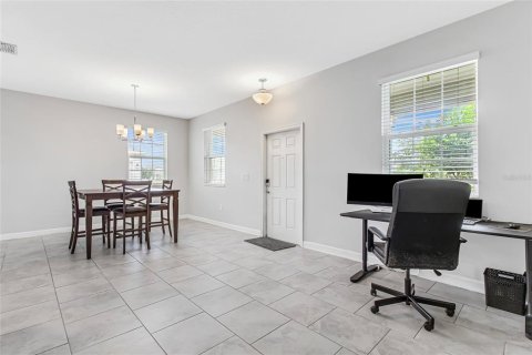 Adosado en venta en Winter Garden, Florida, 3 dormitorios, 159.51 m2 № 1757984 - foto 13