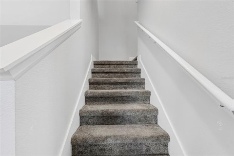 Adosado en venta en Winter Garden, Florida, 3 dormitorios, 159.51 m2 № 1757984 - foto 17