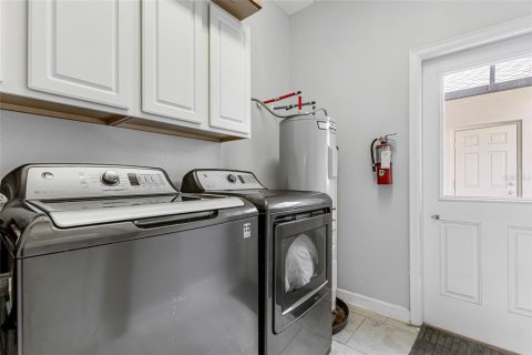 Adosado en venta en Winter Garden, Florida, 3 dormitorios, 159.51 m2 № 1757984 - foto 27