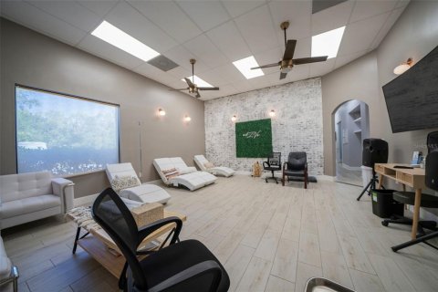Commercial property in Bonita Springs, Florida 1070.61 sq.m. № 1624674 - photo 20