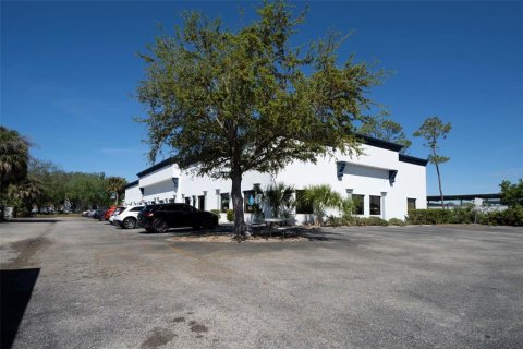 Propiedad comercial en alquiler en Bonita Springs, Florida, 1070.61 m2 № 1624674 - foto 30