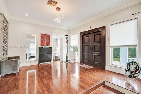 Casa en venta en Miami, Florida, 5 dormitorios, 295.15 m2 № 1986270 - foto 9