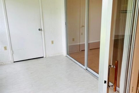 Condominio en venta en Clearwater, Florida, 2 dormitorios, 117.99 m2 № 1733468 - foto 11