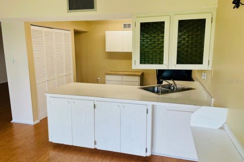 Condominio en venta en Clearwater, Florida, 2 dormitorios, 117.99 m2 № 1733468 - foto 16