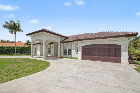 Casa en venta en Miami, Florida, 4 dormitorios, 260.59 m2 № 2057301 - foto 10