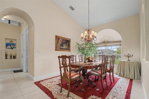 Casa en venta en Miami, Florida, 4 dormitorios, 260.59 m2 № 2057301 - foto 16