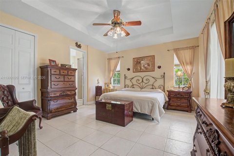 Casa en venta en Miami, Florida, 4 dormitorios, 260.59 m2 № 2057301 - foto 6