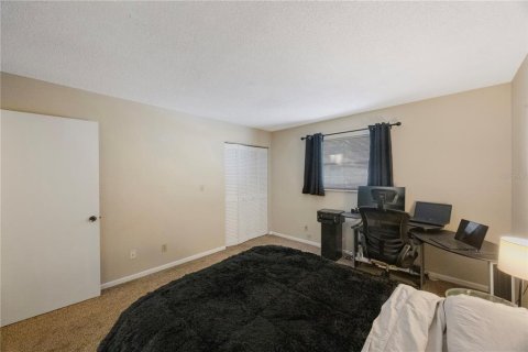 Townhouse in Palm Harbor, Florida 2 bedrooms, 106.84 sq.m. № 1679063 - photo 25
