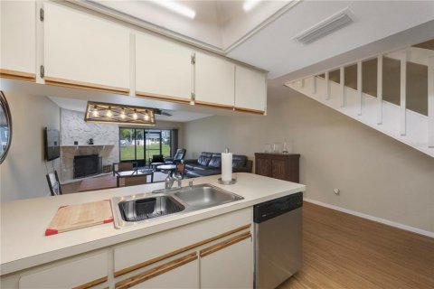 Townhouse in Palm Harbor, Florida 2 bedrooms, 106.84 sq.m. № 1679063 - photo 9