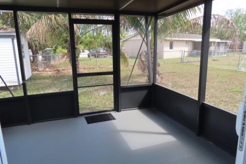House in Homestead, Florida 3 bedrooms, 109.25 sq.m. № 1860611 - photo 7