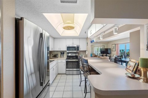 Condominio en venta en Saint Petersburg, Florida, 3 dormitorios, 135.17 m2 № 2095908 - foto 19