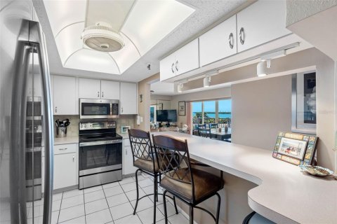 Condominio en venta en Saint Petersburg, Florida, 3 dormitorios, 135.17 m2 № 2095908 - foto 17