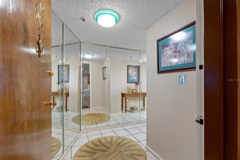 Condominio en venta en Saint Petersburg, Florida, 3 dormitorios, 135.17 m2 № 2095908 - foto 8