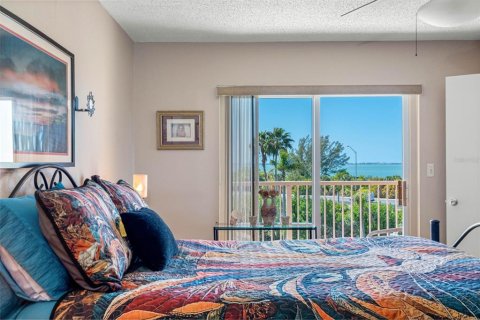 Condominio en venta en Saint Petersburg, Florida, 3 dormitorios, 135.17 m2 № 2095908 - foto 20