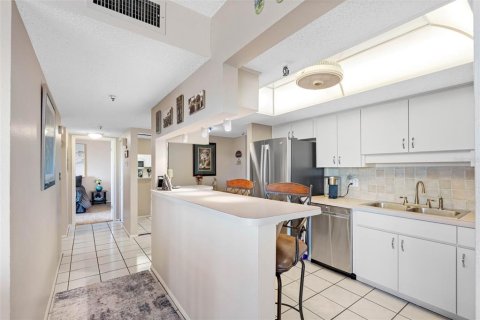 Condominio en venta en Saint Petersburg, Florida, 3 dormitorios, 135.17 m2 № 2095908 - foto 16