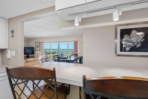 Condominio en venta en Saint Petersburg, Florida, 3 dormitorios, 135.17 m2 № 2095908 - foto 18