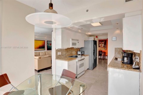 Купить кондоминиум в Авентура, Флорида 2 спальни, 144.93м2, № 2024626 - фото 12