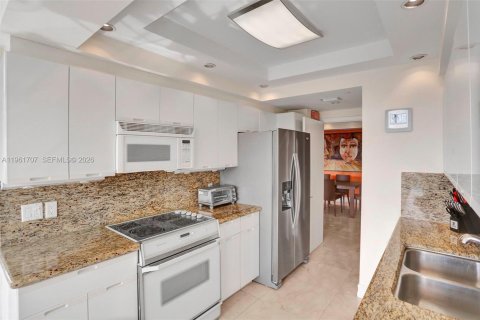 Купить кондоминиум в Авентура, Флорида 2 спальни, 144.93м2, № 2024626 - фото 14