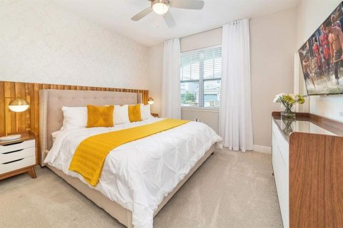 House in Kissimmee, Florida 5 bedrooms, 273.6 sq.m. № 1662471 - photo 10