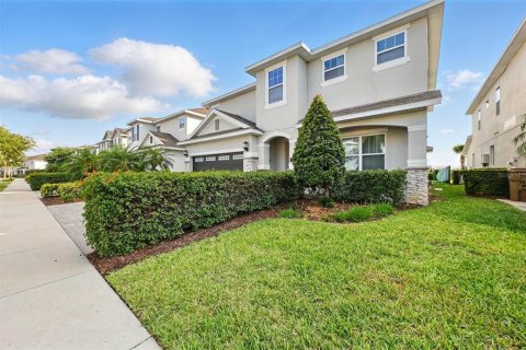 House in Kissimmee, Florida 5 bedrooms, 273.6 sq.m. № 1662471 - photo 24