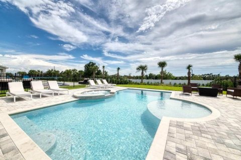 House in Kissimmee, Florida 5 bedrooms, 273.6 sq.m. № 1662471 - photo 4