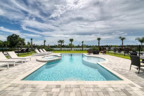 House in Kissimmee, Florida 5 bedrooms, 273.6 sq.m. № 1662471 - photo 3