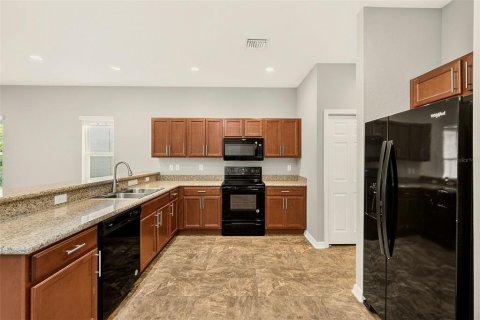 Touwnhouse à vendre à Sarasota, Floride: 3 chambres, 163.32 m2 № 2374106 - photo 7
