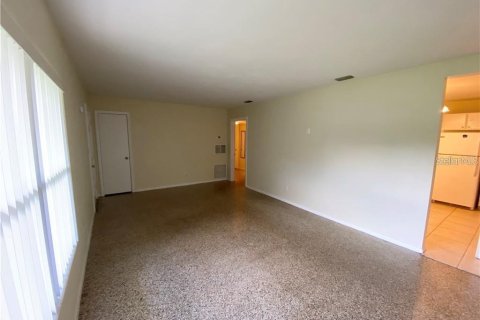 Villa ou maison à louer à Sanford, Floride: 3 chambres, 101.26 m2 № 2414026 - photo 5