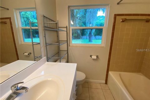 Villa ou maison à louer à Sanford, Floride: 3 chambres, 101.26 m2 № 2414026 - photo 9