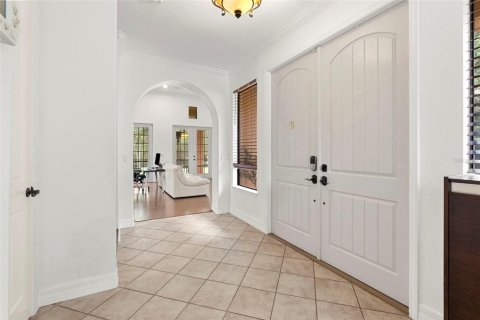 Villa ou maison à vendre à Tampa, Floride: 4 chambres, 294.96 m2 № 2408066 - photo 2