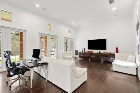 Villa ou maison à vendre à Tampa, Floride: 4 chambres, 294.96 m2 № 2408066 - photo 12
