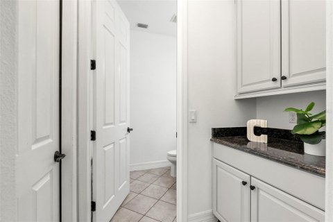 Villa ou maison à vendre à Tampa, Floride: 4 chambres, 294.96 m2 № 2408066 - photo 15