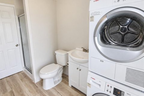 Купить виллу или дом в Порт-Шарлотт, Флорида 7 комнат, 84.73м2, № 2329101 - фото 14